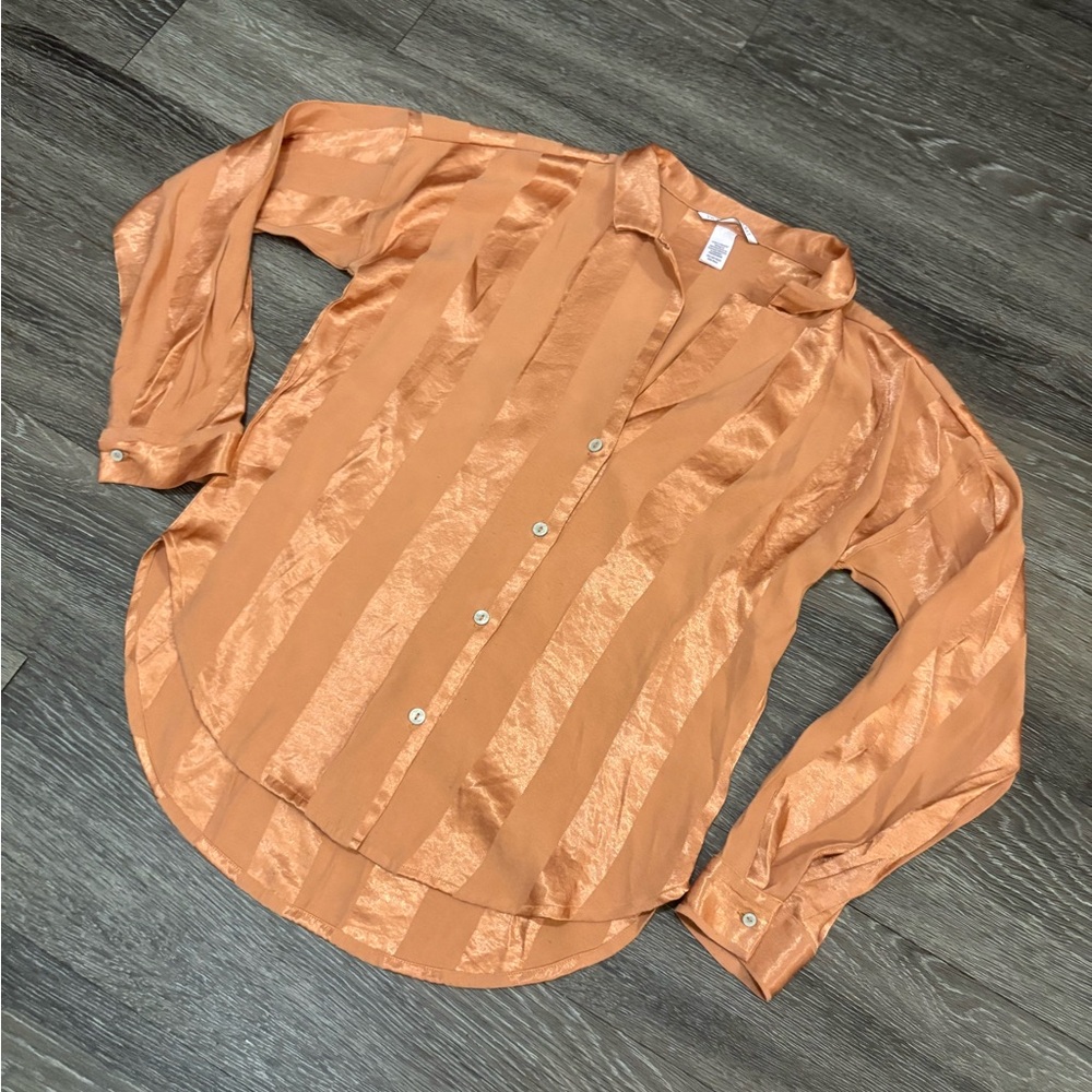 Victoria’s Secret Women’s Button Up Blouse